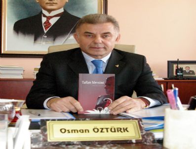 OSMAN ÖZTÜRK - Emniyet Müdürü Öztürk 2. Şiir Kitabını Çıkardı