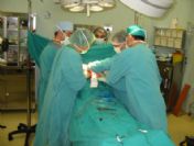 Hastada 500 Gram Ağırlığında Guatr Bezi Çıktı