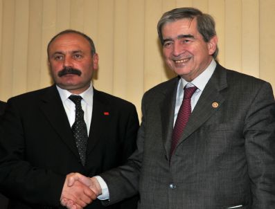 DAYATMA - Chp Genel Başkan Yardımcısı Öymen Gümüşhane'de