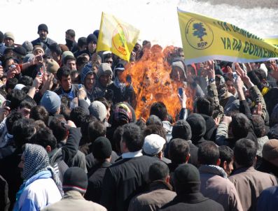 Karayazı'da Nevruz Kutlaması