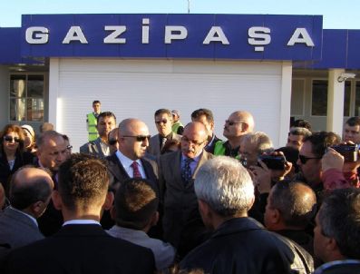 MUHITTIN PAMUK - Akpm Başkanı Çavuşoğlu Antalya'da