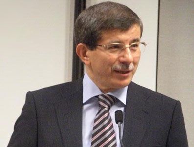 İSLAM KONFERANSı TEŞKILATı - Dışişleri Bakanı Ahmet Davutoğlu Kahire'de