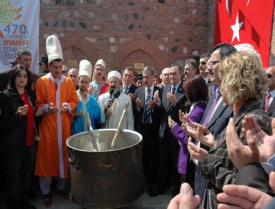 ÇÖREK OTU - Manisa Mesiri Dualarla Karıldı
