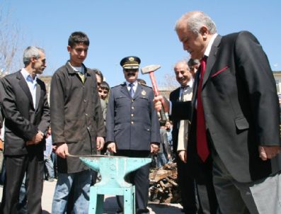 SEYFETTIN AYDıN - Siirt'te Nevruz Coşku İle Kutlandı