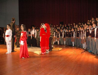 FIKRET DAYıOĞLU - Tekden Koleji'nden 'Çanakkale Zaferi' Anma Programı Gerçekleştirildi