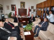 Ak Parti'den Anayasa Değişikliği Paketi İçin Muhalefet Turu