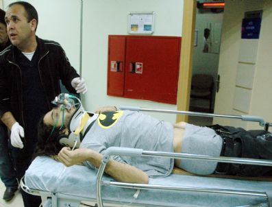 Batman Tişörtlü Genç Bardan Çıkıp Ölüme Atladı