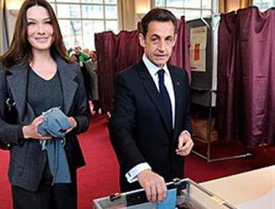 ULUSAL CEPHE - Fransa'da seçim günü, Sarkozy'de endişe var