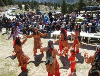İbradı'da '5. Kardelen Festivali' Coşkusu