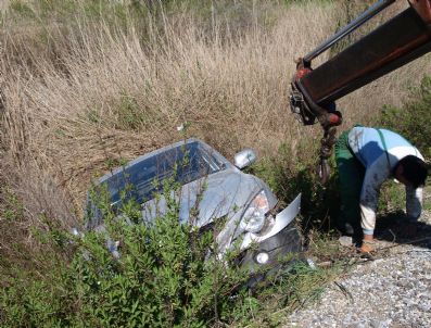 SARıKEMER - Söke'deki Kazada Emniyet Kemeri Can Kurtardı