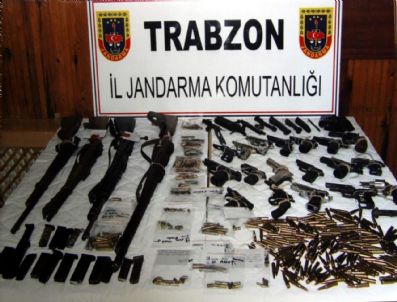 Trabzon'da Jandarmadan Kaçak Silah Operasyonu