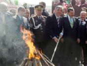 Tüm Türkiye'de Nevruz ateşi yandı