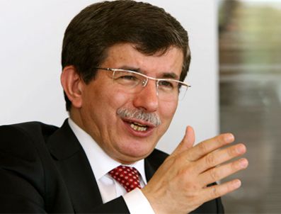 MEHMET ALİ TALAT - Davutoğlu: Kıbrıs'ta müzakereler sürecek