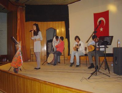 MEHMET AKBAŞ - Hisarcık Myo'da Türkü Gecesi
