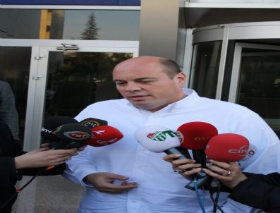 LEVENT KıZıL - Kızıl'dan Canaydın Ailesine Taziye Ziyareti