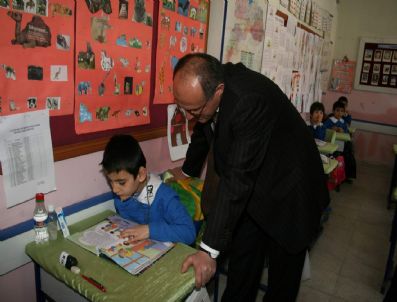 İBRAHIM ÖZÇIMEN - Küçük Ozan'a İşitme Cihazı