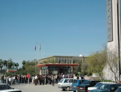 Berdan Tekstil İşçileri De İşsizler Ordusuna Katıldı