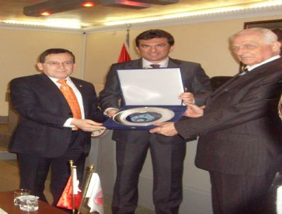 DÜNYA TICARET MERKEZI - İto Başkanı Yalçıntaş'tan Ttso'ya Ziyaret