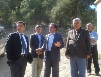 MUHITTIN PAMUK - Kaymakam Sorunları Yerinde İnceliyor