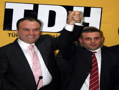 ALI BEKTAŞ - Tdh Merkez İlçe Başkanı Ömer Çamur'dan Tdh'ye Övgü