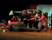 Abt 4 Oyununu Ücretsiz Sahneleyecek