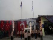 Çatak İlköğretim Beyaz Bayrağı Göndere Çekti