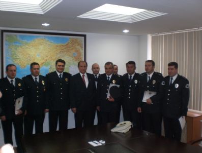 ALI ÇOLAK - Kars'ta Başarılı Polislere Takdirname Verildi