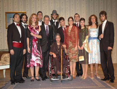 CEVAT DURAK - Karşıyaka'da Dünya Tiyatrolar Günü Kutlanacak