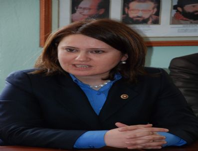 DİLEK YÜKSEL - Milletvekili Yüksel'den Cemevine Ziyaret