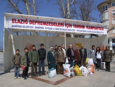 Bandırma'da Elazığ'daki Depremzedelere Yardım Kampanyası
