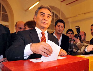 ALI HAŞHAŞ - Galatasaray'da Adnan Polat yeniden başkanlığa seçildi