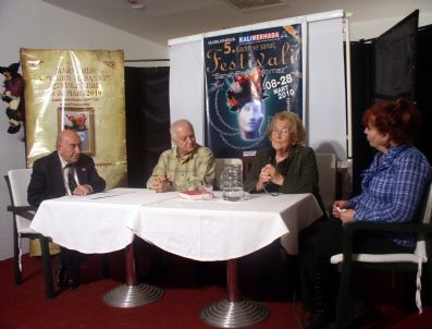 Marmaris'te 'Dünya Barışı İçin Sanat' Paneli