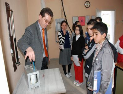 RÜZGAR GÜLÜ - Melikgazi Belediyesi Çocuk Meclisi Meteoroloji'de