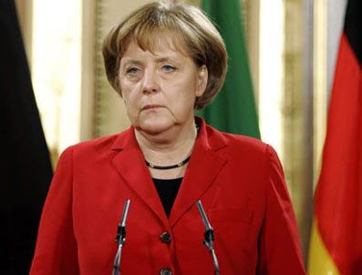 Merkel Türk liseleri fikrine kızdı