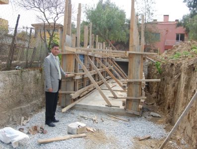 Milas Belediye Başkanı Taşkın Sorunu Yaşanan Güneş Mahallesi'ndeki Çalışmaları İnceledi