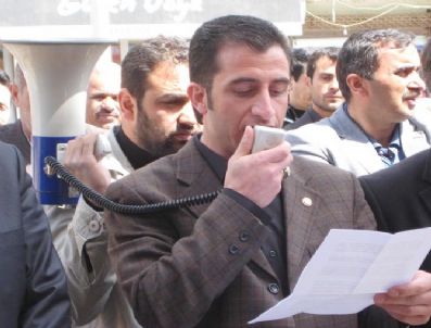 DEMOKRATIK TOPLUM PARTISI - Şemdinli Esnafından Gözaltı Tepkisi