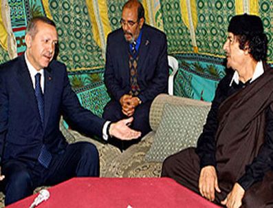 KADDAFI - Başbakan Erdoğan, Libya Devlet Başkanı Kaddafi ile görüştü