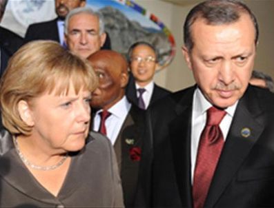 ULUSLARARASı ATOM ENERJISI KURUMU - Başbakan Erdoğan-Merkel ortak basın toplantısı