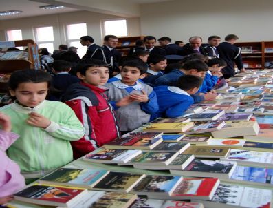 SIBEL TURSUN - Bitlis'te 46. Kütüphane Haftası Başladı