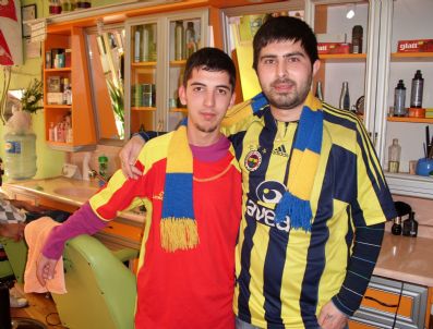 UĞUR UÇAR - Derbi Sonrası Dostluk Kazandı