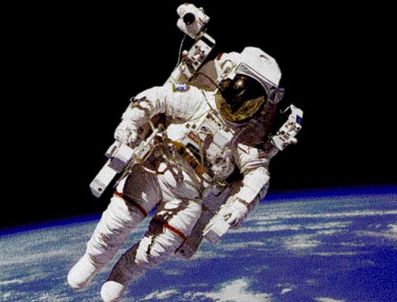 İngiltere uzayda çöp toplayacak