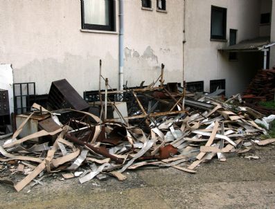 İnkum Ptt Dinlenme Tesisi Sahipsiz Kaldı