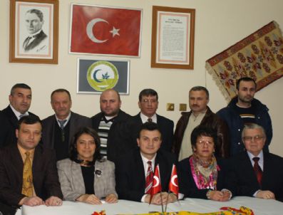 ERDAL EREN - Osmangazi Yörük Derneği'ne Taze Kan