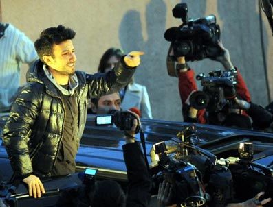 İSTANBUL ADLIYESI - Tarkan'la ilgili iddialara avukatından cevap geldi