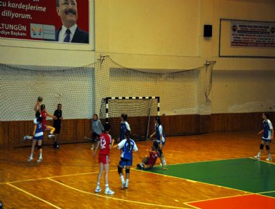 Türkiye Genç Kız Hentbol Türkiye Birinciliği Maçları Başladı