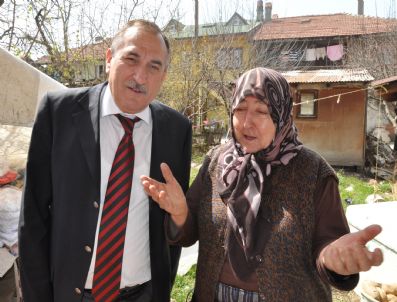 ALAADDIN YıLMAZ - Yaşlı Kadının Belediye Başkanından İlginç İsteği