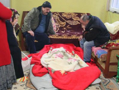 BURSA DEVLET HASTANESI - Kitap Fuarına Gitmedi, Canından Oldu