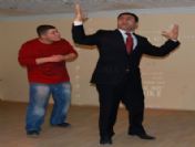 Tatvan Atatürk Lisesi Tiyatro Gurubu Türkiye'ye Açılıyor