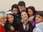 Arka Sıradakiler Reytingde yine birinci oldu...