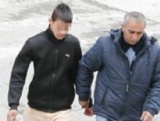 Camide Bıçakla Yakalanan Gence 600 Tl Para Cezası